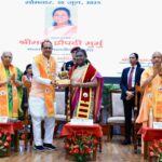 बरेली पहुंचीं राष्ट्रपति द्रौपदी मुर्मु, राज्यपाल आनंदीबेन पटेल और योगी आदित्यनाथ वा शिवराज सिंह चौहान ने किया स्वागत